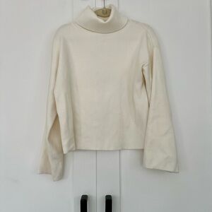 Evereve Cream Turtleneck Pullover